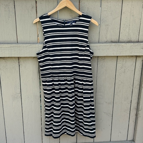 Madewell Black and White Back Zip Sleeveless Dress Fit & Flare Size Medium - Picture 1 of 5